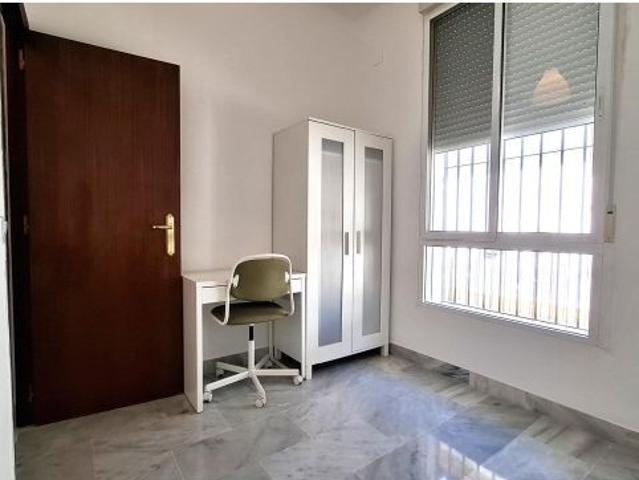 Piso en Alquiler en Los Sevillanos, Sevilla