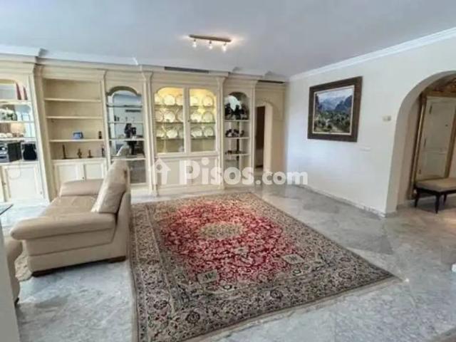Piso en alquiler en Puerto Banús