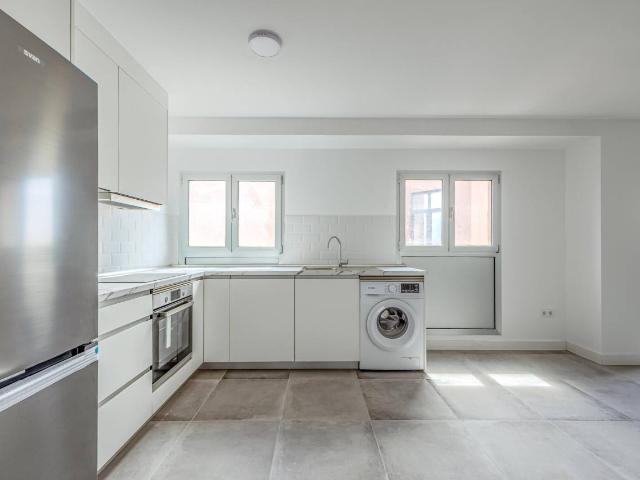 Piso en alquiler en Puerto Canteras 35008