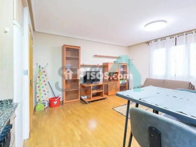 Piso en alquiler en Pumarín Teatinos