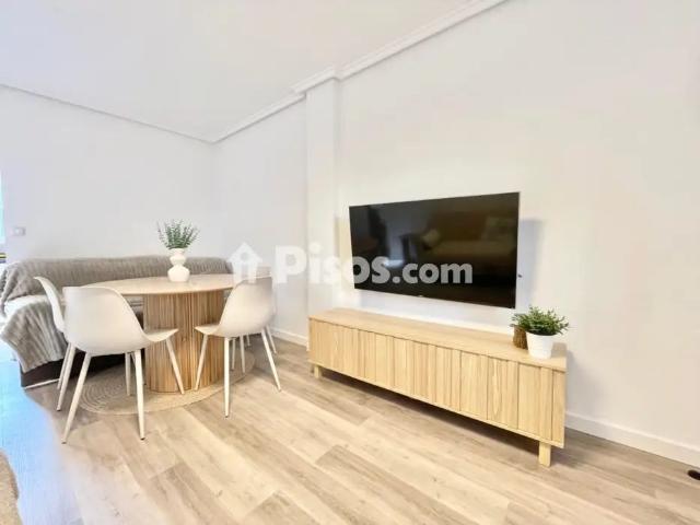 Piso en alquiler en Punta Prima