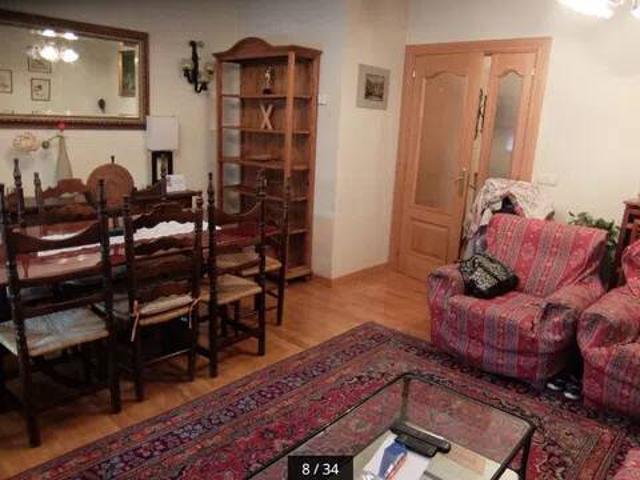 Piso en Alquiler en Pamplona Iruña