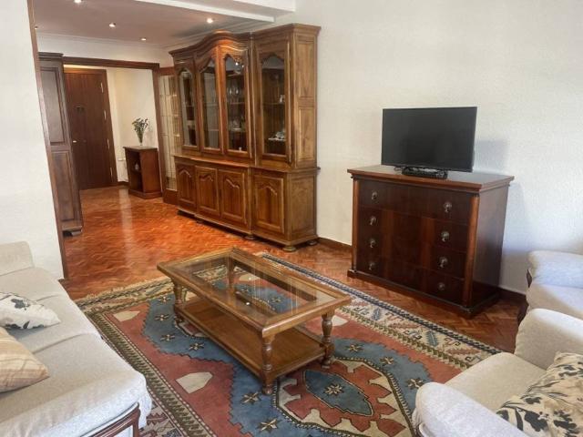 Piso en Alquiler en Pamplona Iruña