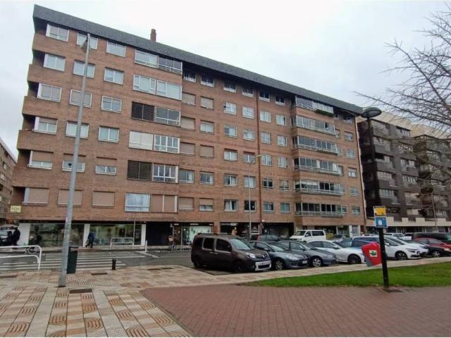 Piso en Alquiler en Pamplona Iruña