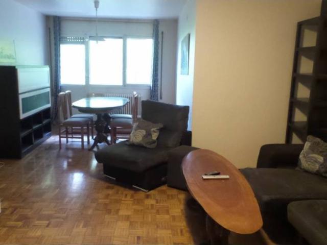 Piso en Alquiler en Pamplona Iruña
