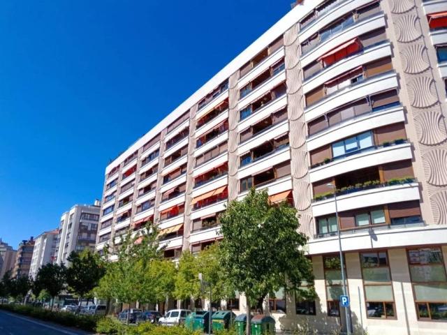 Piso en Alquiler en Pamplona Iruña