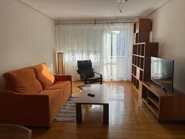Piso en Alquiler en Pamplona Iruña