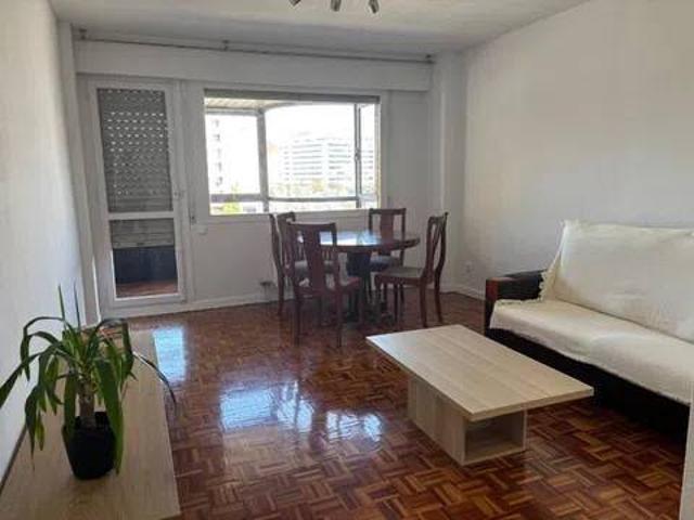 Piso en Alquiler en Pamplona Iruña