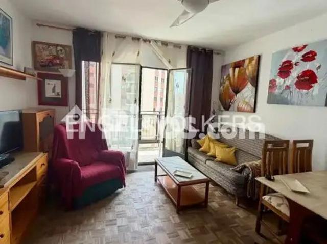 Piso en alquiler en Pasaje Doctor Bartual Moret