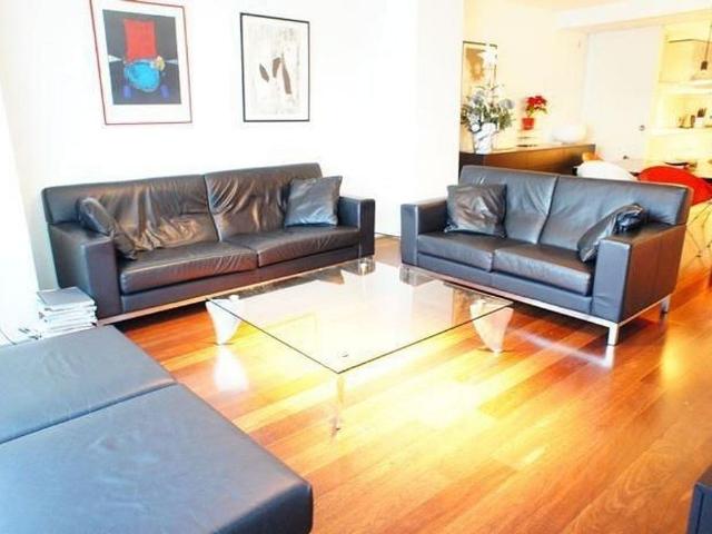 Piso en alquiler en paseo De Gràcia, Barcelona, de 89 m² 2 habitaciones por 2.037