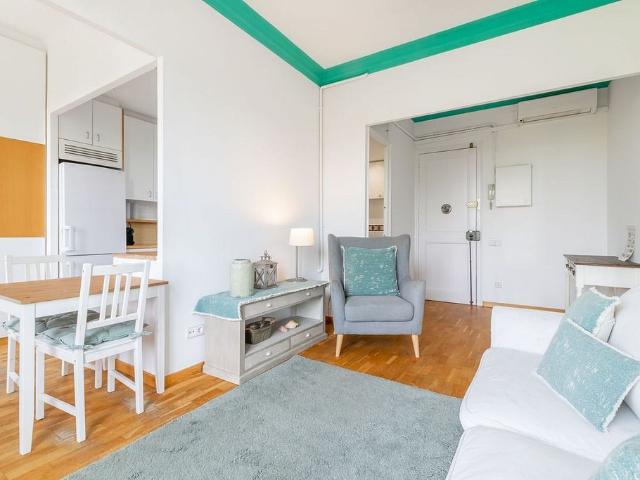 Piso en alquiler en paseo De Joan de Borbó, Barcelona, de 47 m² 1 habitación por 1.600