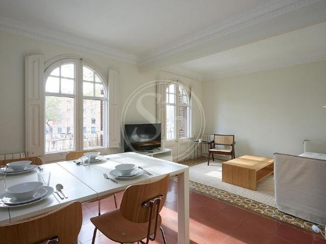 Piso en alquiler en paseo De Joan de Borbó, Barcelona, de 61 m² 1 habitación por 1.495