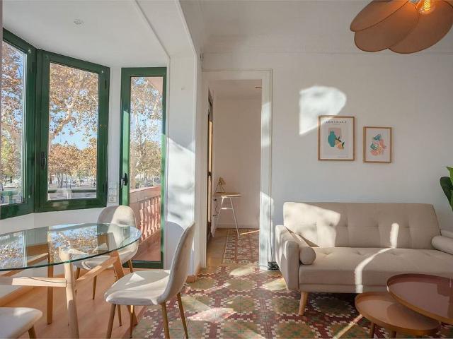Piso en alquiler en paseo De Joan de Borbó, Barcelona, de 72 m² 3 habitaciones por 2.700