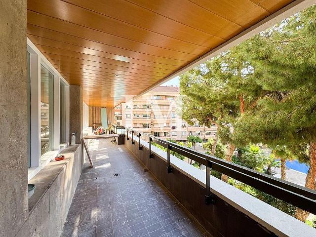 Piso en alquiler en paseo De Sant Gervasi, Barcelona, de 155 m² 3 habitaciones por 3.800