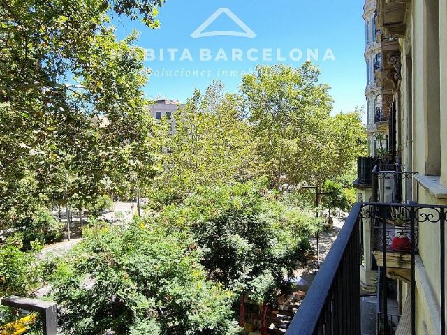 Piso en alquiler en paseo De Sant Joan, Barcelona, de 64 m² 2 habitaciones por 1.800