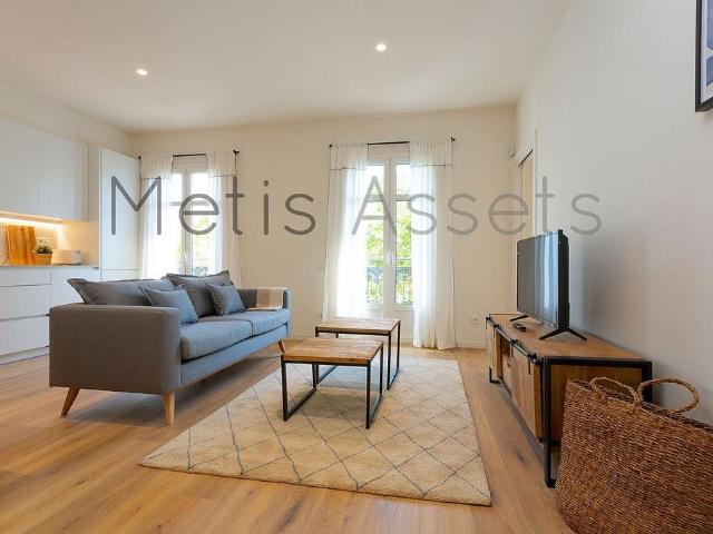 Piso en alquiler en paseo De Sant Joan, Barcelona, de 80 m² 2 habitaciones por 2.300 €