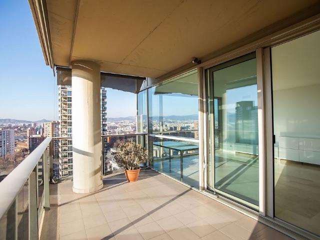 Piso en alquiler en paseo Del Taulat, Barcelona, de 135 m² 4 habitaciones por 3.590