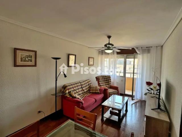 Piso en alquiler en Paseo del Arco de Ladrillo, cerca de Plaza de los Ferroviarios