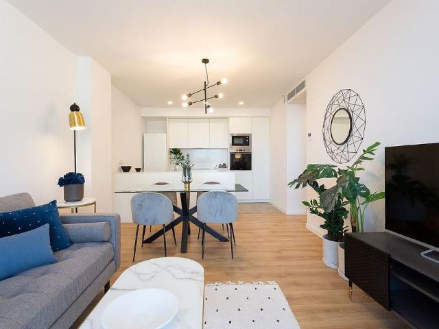 Piso en alquiler en paseo Del Mare Nostrum, Badalona, de 66 m² 2 habitaciones por 1.506