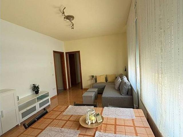 Piso en alquiler en paseo Dels Guíxols, Sant Feliu de Guíxols, de 65 m² 2 habitaciones por 1.600