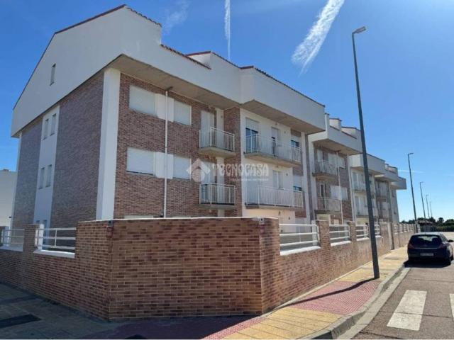 Piso en Alquiler en Pelabravo