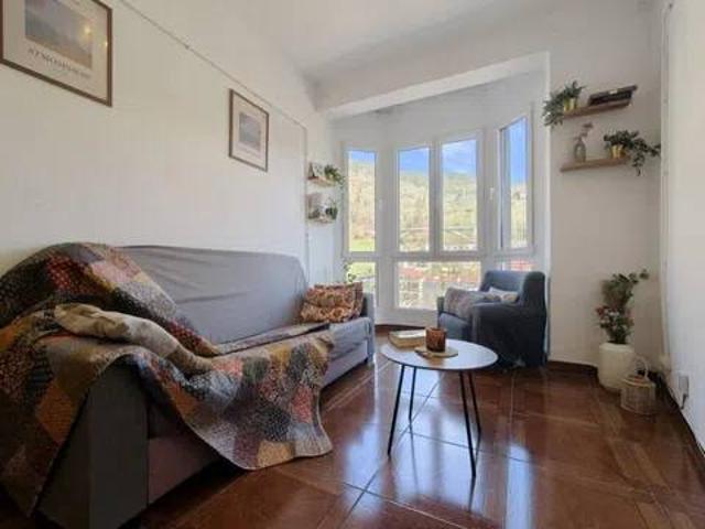 Piso en Alquiler en Piloña