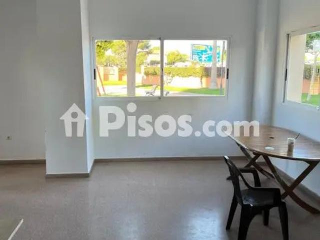 Piso en alquiler en Platja Muchavista