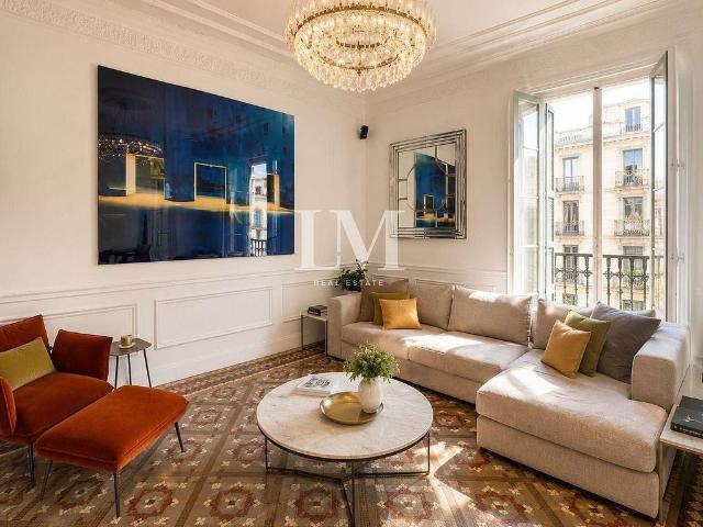 Piso en alquiler en plaza De Catalunya, Barcelona, de 196 m² 5 habitaciones por 8.000