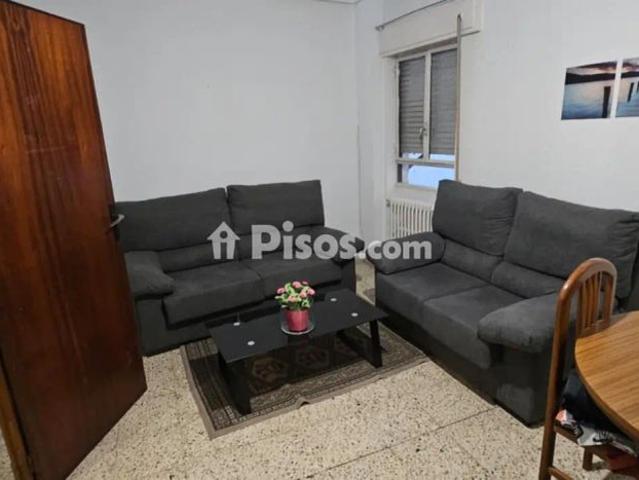 Piso en alquiler en Plaza de Gabriel y Galán
