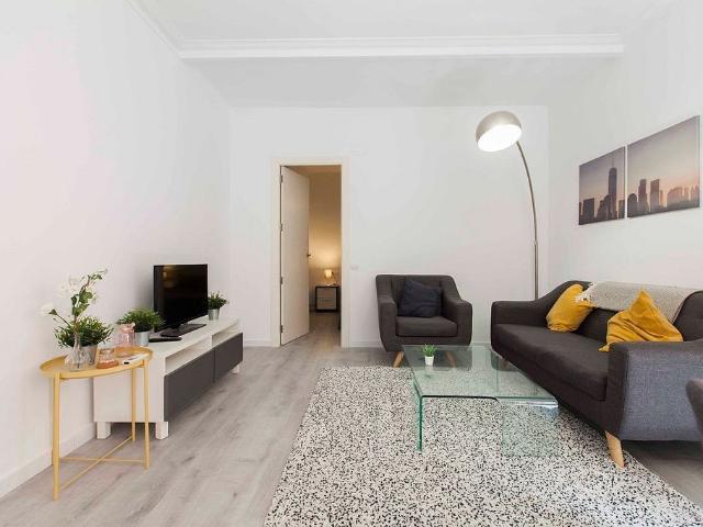 Piso en alquiler en plaza De la Vila de Madrid, Barcelona, de 75 m² 3 habitaciones por 1.800