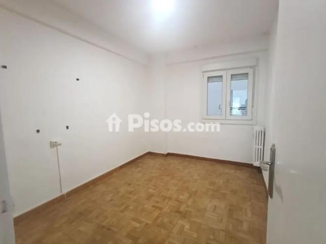 Piso en alquiler en Plaza de los Olmos, 2