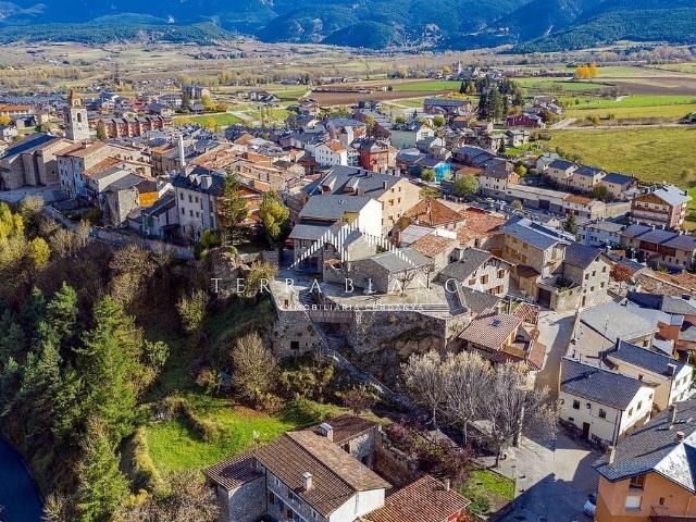 Piso en alquiler en plaza De Sant Roc, Bellver de Cerdanya, de 115 m² 3 habitaciones por 1.400