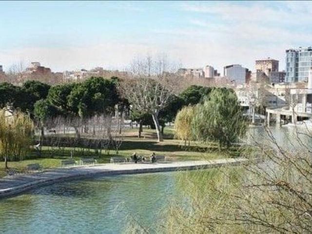 Piso en alquiler en plaza De Sants, Barcelona, de 39 m² 1 habitación por 1.370