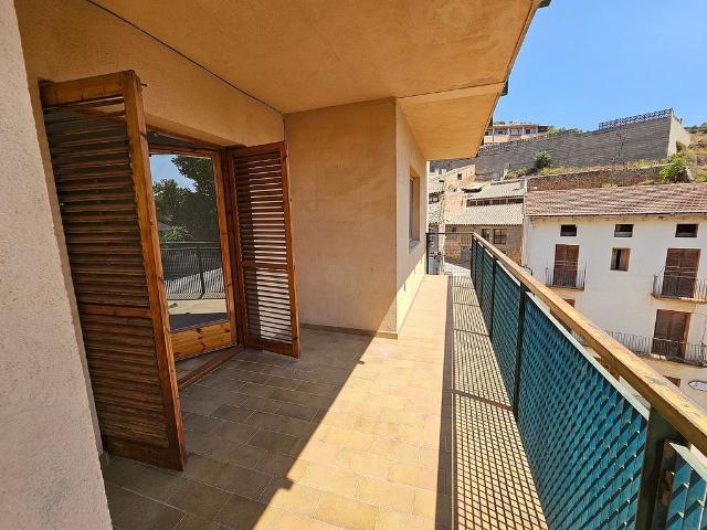 Piso en alquiler en plaza Del Portalet, Ponts, de 100 m² 4 habitaciones por 640