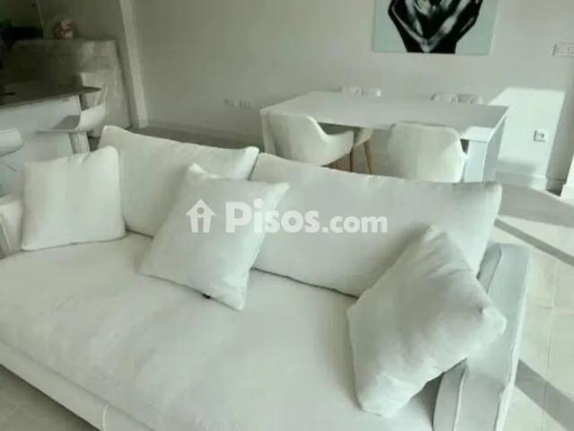 Piso en alquiler en Plaza del Reloj