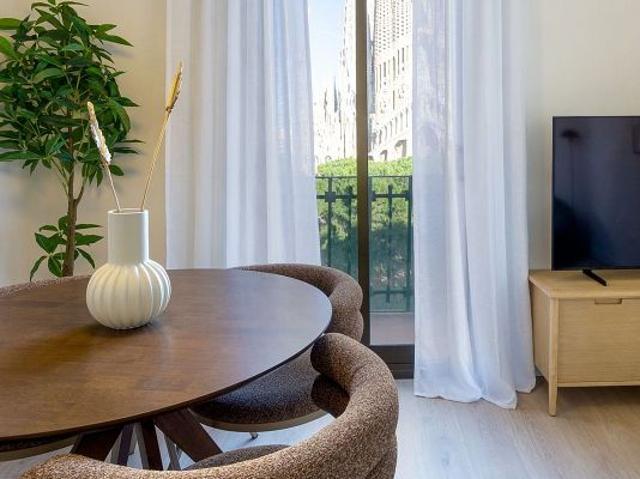 Piso en alquiler en plaza Sagrada Família, Barcelona, de 110 m² 4 habitaciones por 3.100