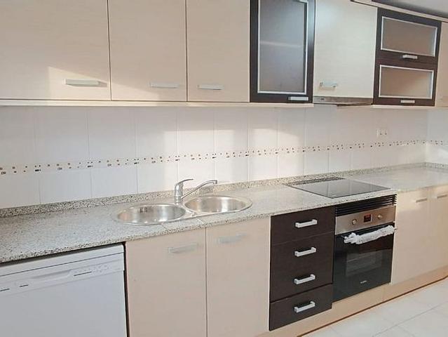 Piso en alquiler en Pobla de Mafumet, la, de 87 m² 2 habitaciones por 750 €