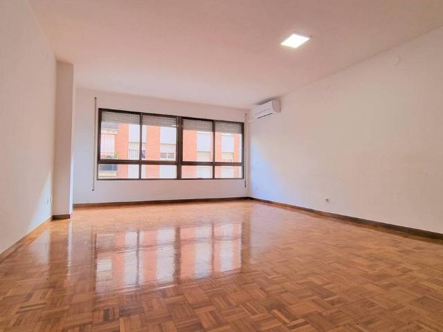 Piso en Alquiler en Ponent