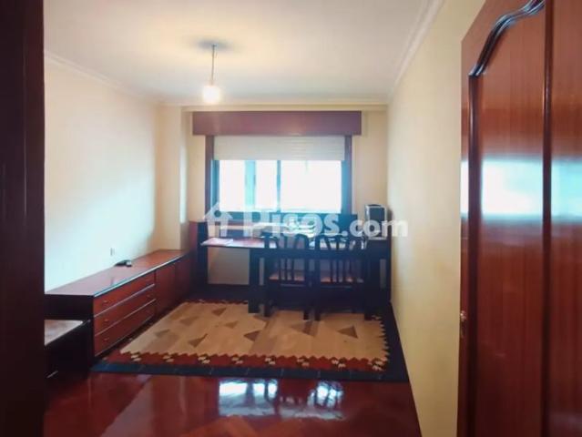 Piso en alquiler en Ponteareas