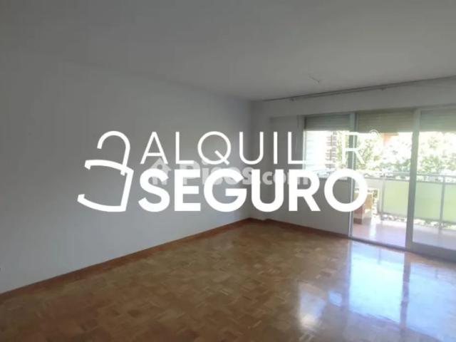 Piso en alquiler en Primera Fase