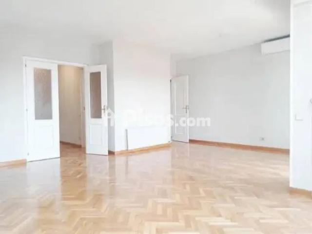 Piso en alquiler en Prosperidad