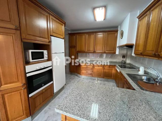 Piso en alquiler en Rúa do Cotaredo