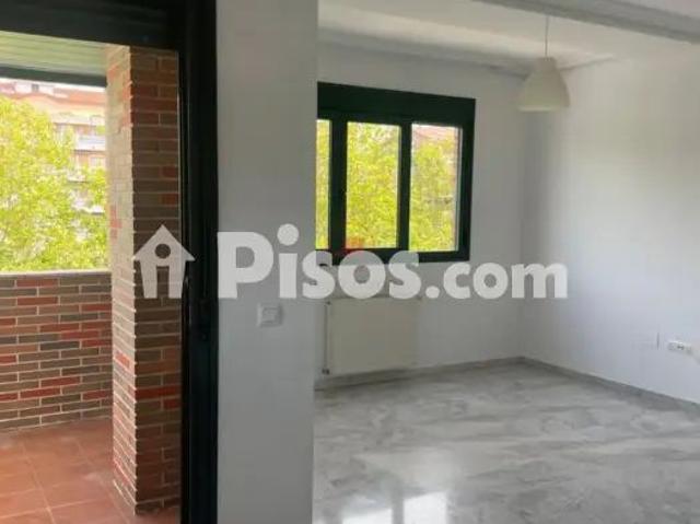 Piso en alquiler en Ruta de La Plata