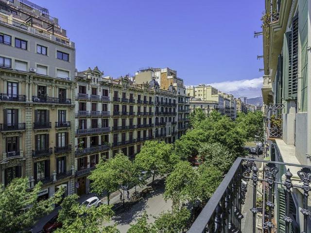 Piso en alquiler en rambla Catalunya, Barcelona, de 70 m² 2 habitaciones por 2.340