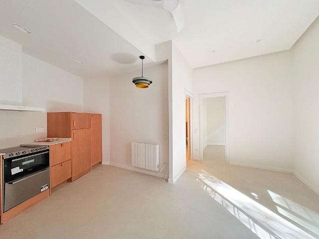Piso en alquiler en rambla De Volart, Barcelona, de 55 m² 2 habitaciones por 1.400