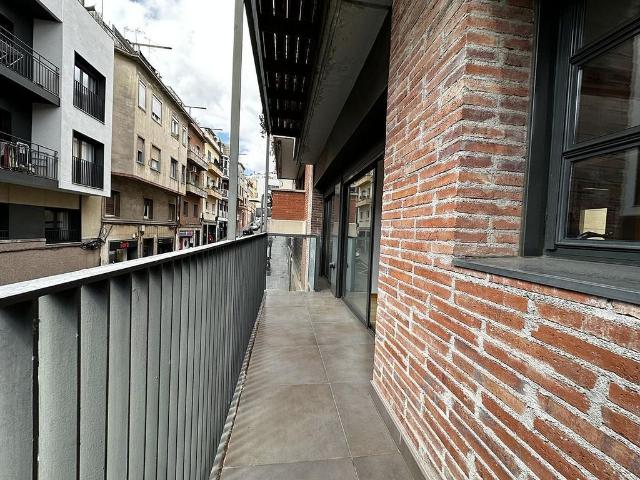Piso en alquiler en rambla De la Muntanya, Barcelona, de 61 m² 2 habitaciones por 1.400