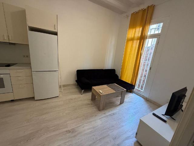 Piso en alquiler en rambla Del Raval, Barcelona, de 47 m² 1 habitación por 1.600