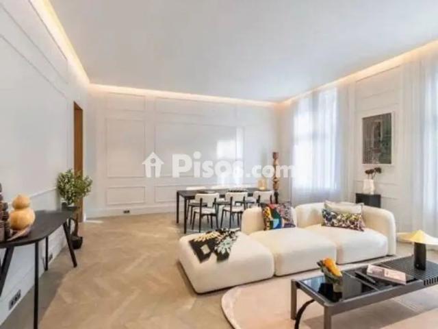 Piso en alquiler en Recoletos