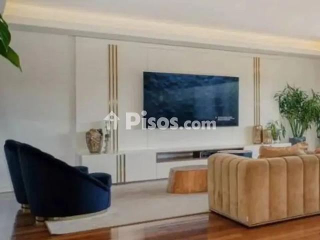 Piso en alquiler en Recoletos