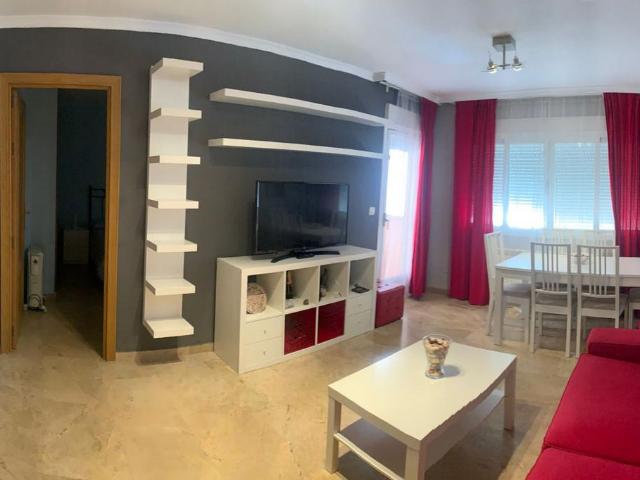 PISO EN ALQUILER EN RESIDENCIAL LOS ALFARES PARA FUNCIONARIOS